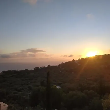 Summer House Athánion